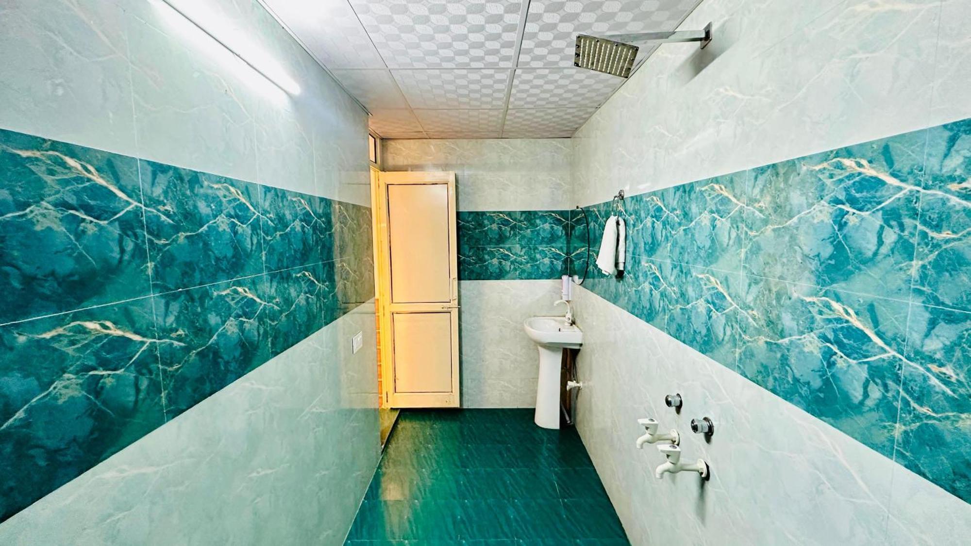 Dr White House - Noida Sector 18 Exterior foto