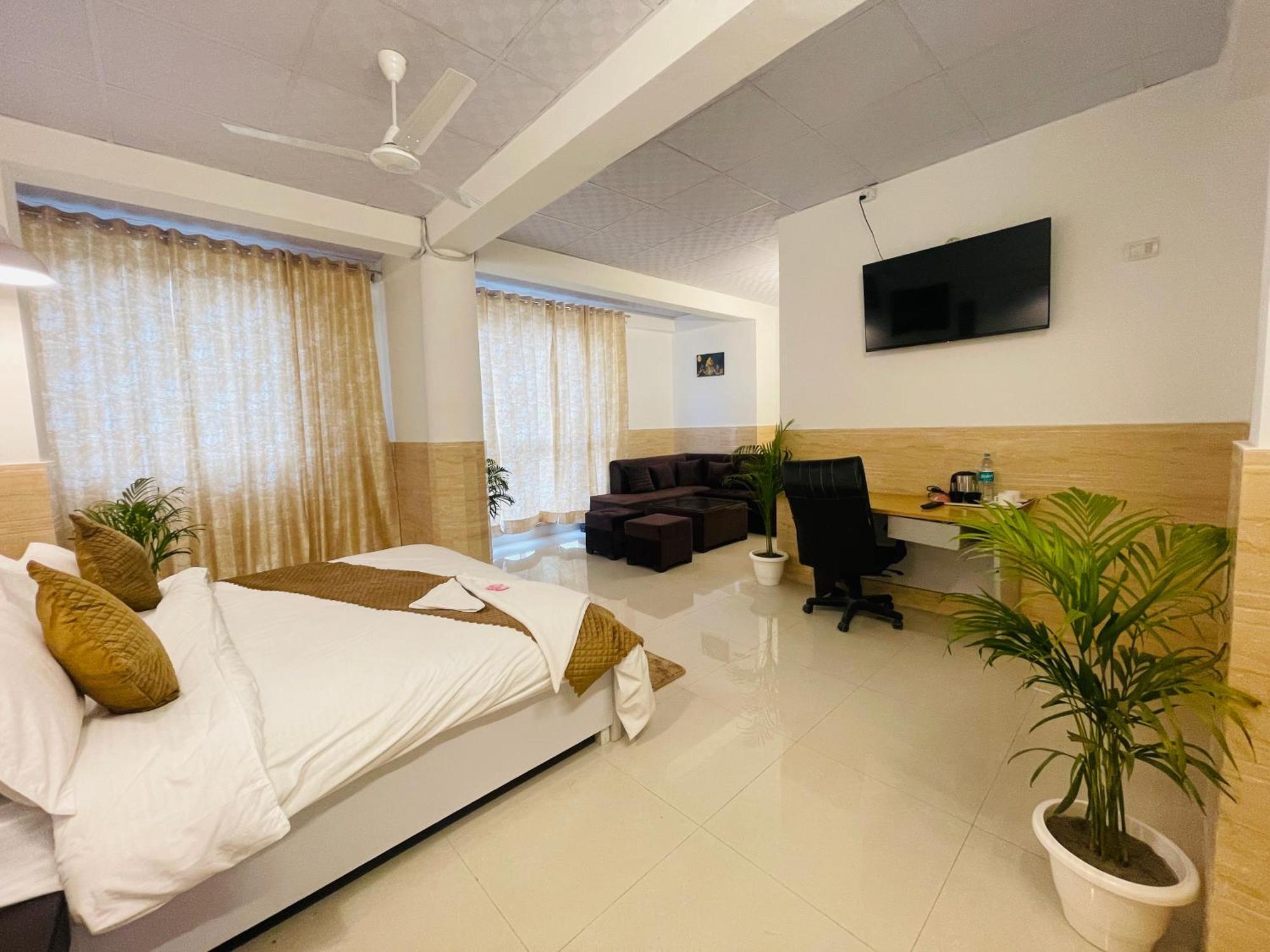 Dr White House - Noida Sector 18 Exterior foto