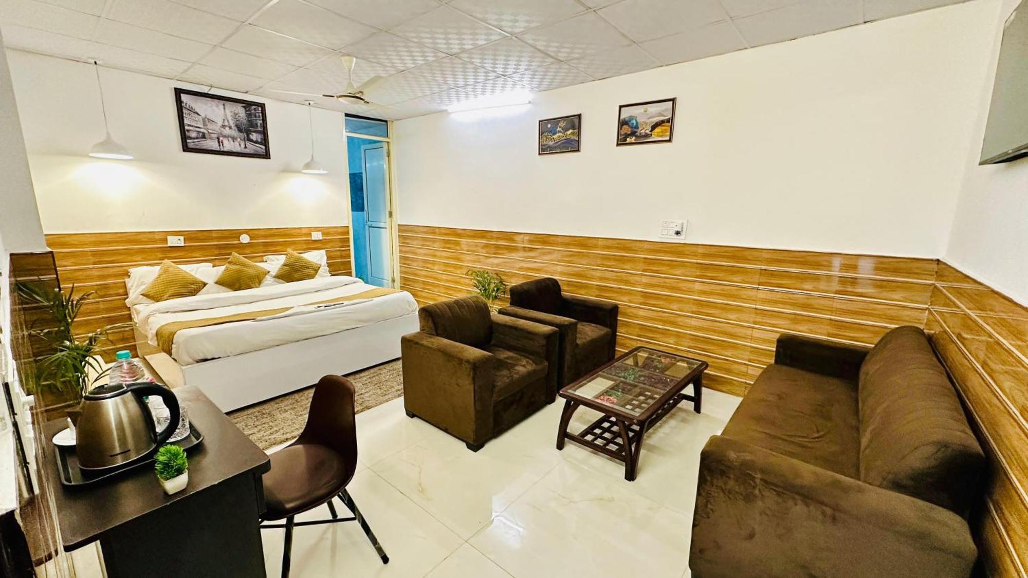 Dr White House - Noida Sector 18 Exterior foto