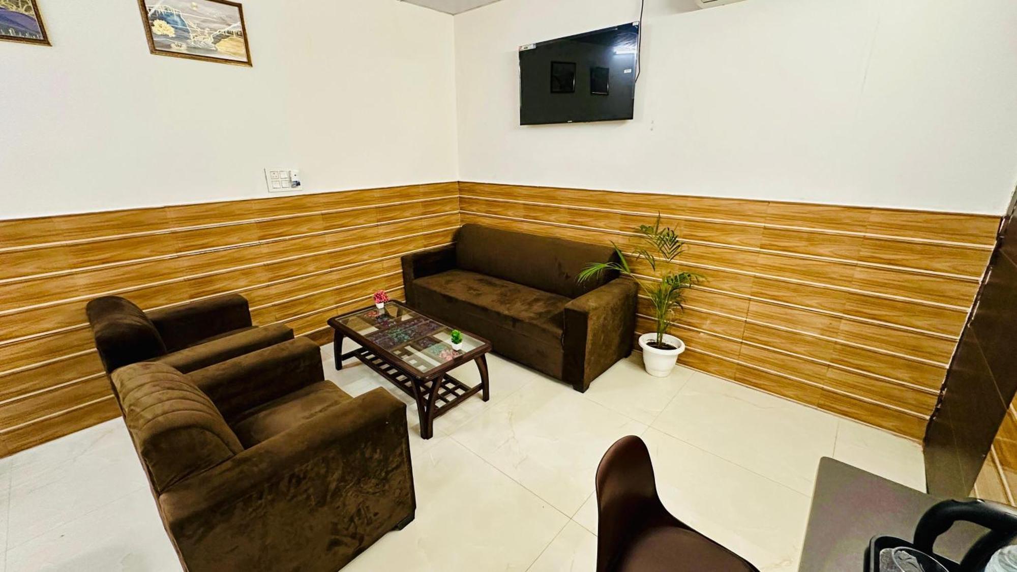 Dr White House - Noida Sector 18 Exterior foto
